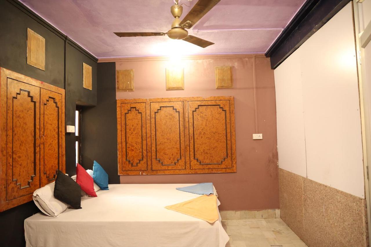 焦特布尔 Santkripa Backpackers 400 Mtr From Railway Station旅舍 外观 照片